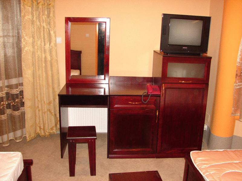 Hotel Vila Mitic Luxx Spa Centar Leskovac  Dış mekan fotoğraf