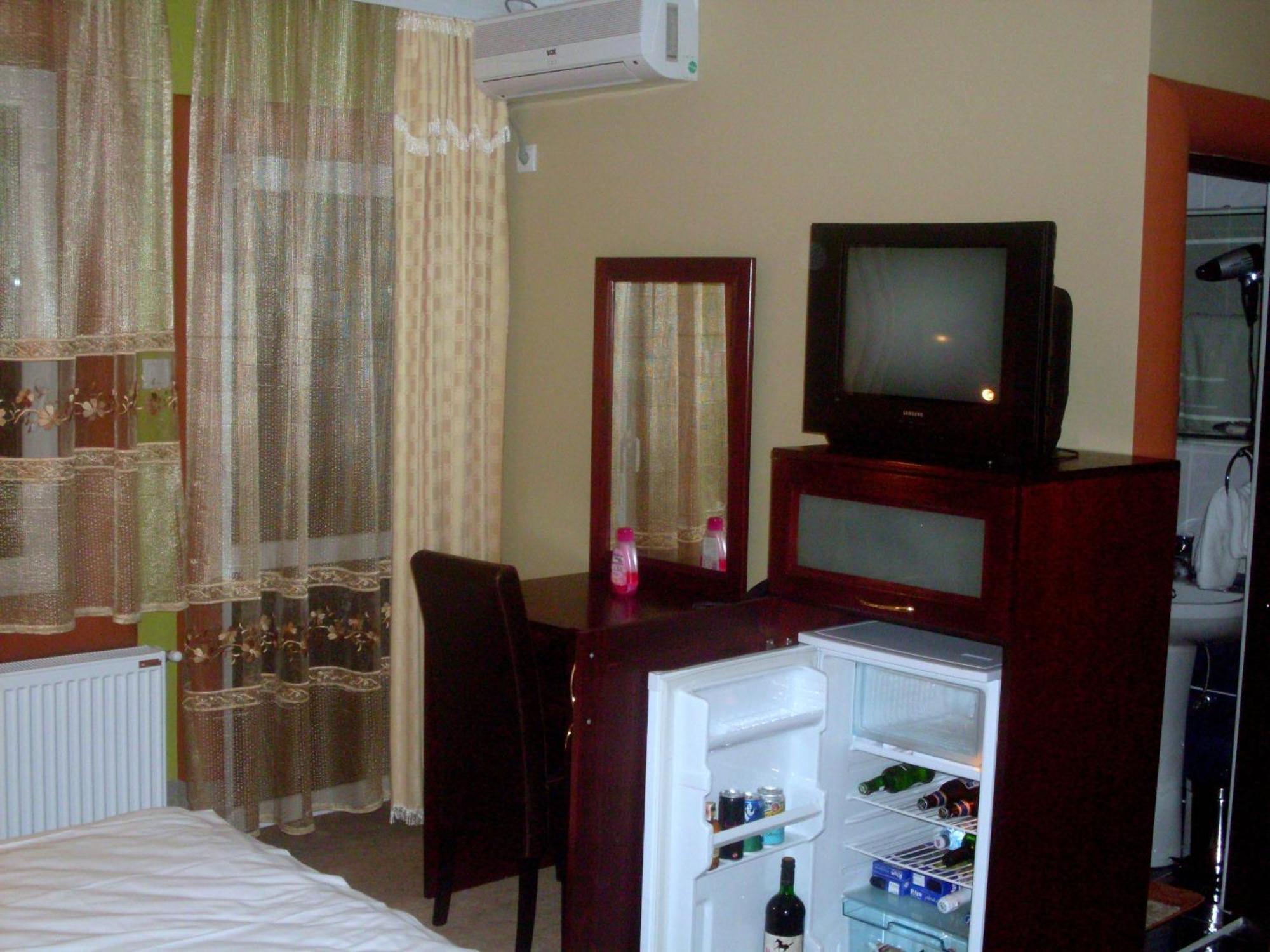 Hotel Vila Mitic Luxx Spa Centar Leskovac  Dış mekan fotoğraf
