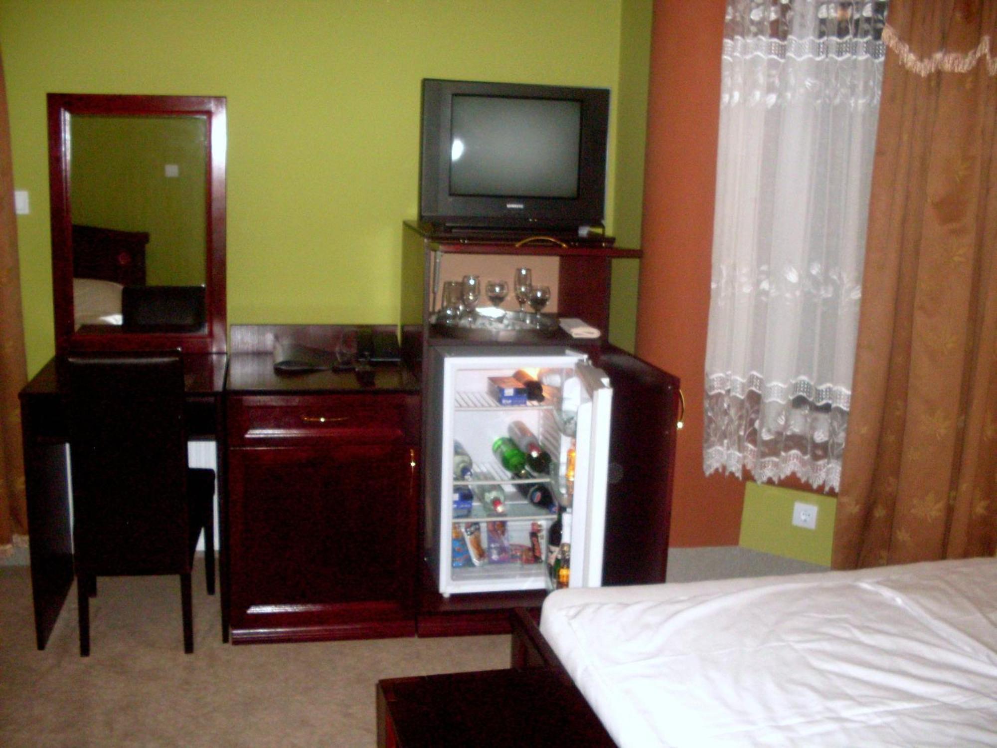 Hotel Vila Mitic Luxx Spa Centar Leskovac  Dış mekan fotoğraf