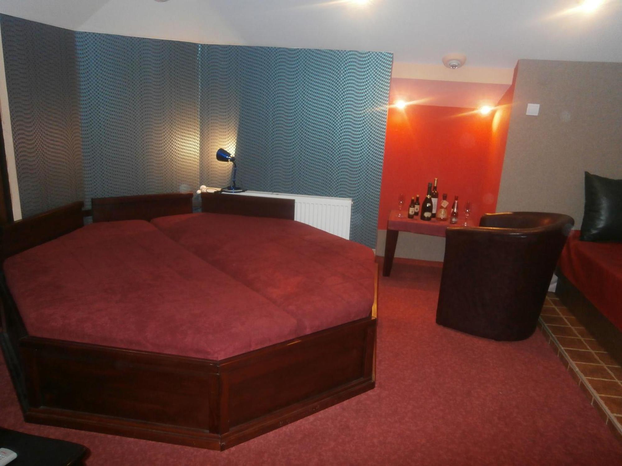 Hotel Vila Mitic Luxx Spa Centar Leskovac  Dış mekan fotoğraf