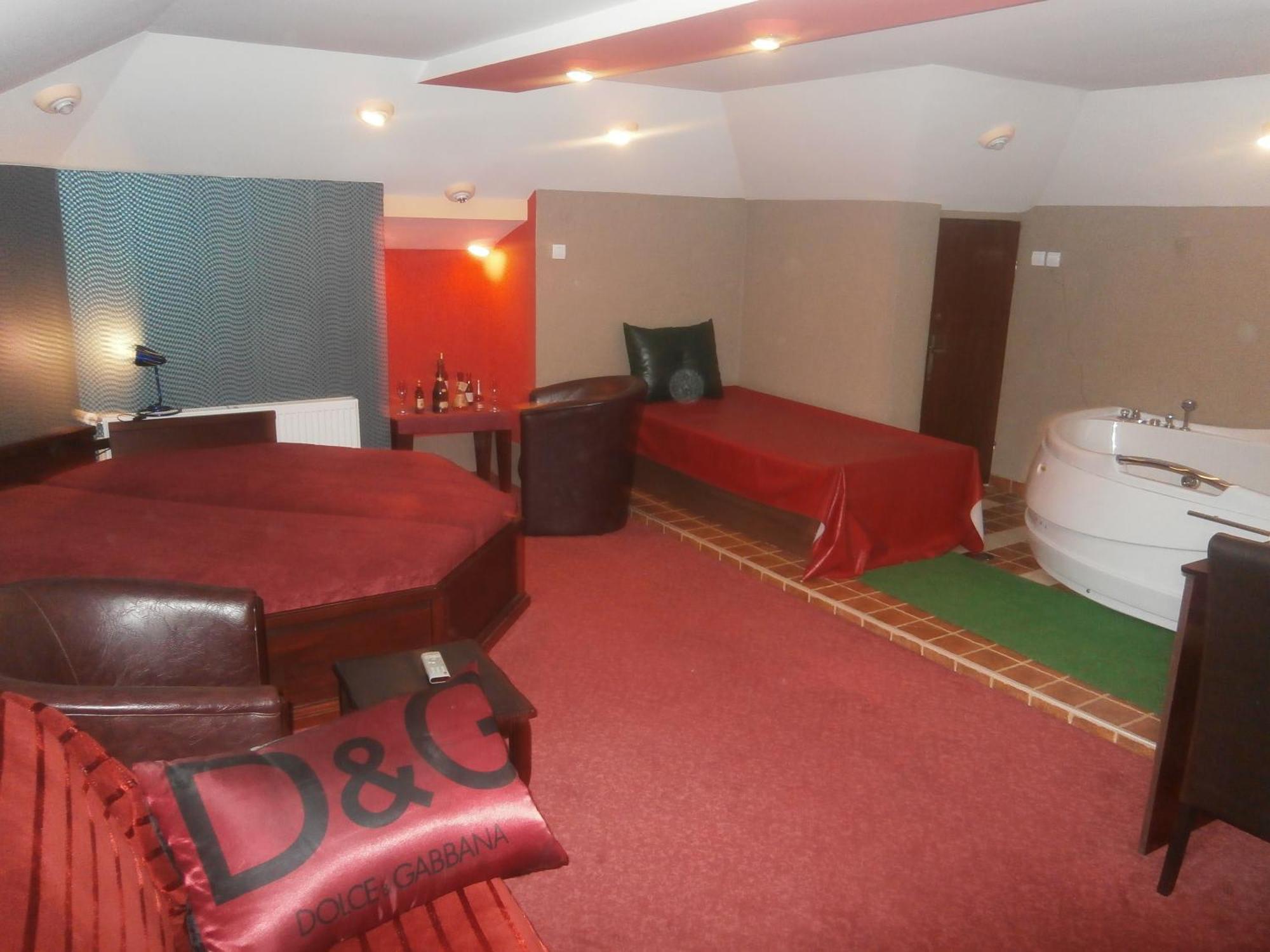 Hotel Vila Mitic Luxx Spa Centar Leskovac  Dış mekan fotoğraf