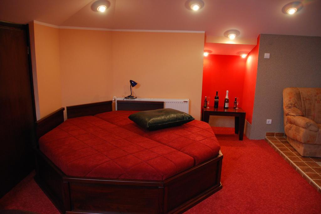 Hotel Vila Mitic Luxx Spa Centar Leskovac  Dış mekan fotoğraf