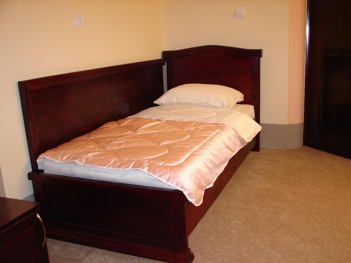 Hotel Vila Mitic Luxx Spa Centar Leskovac  Oda fotoğraf